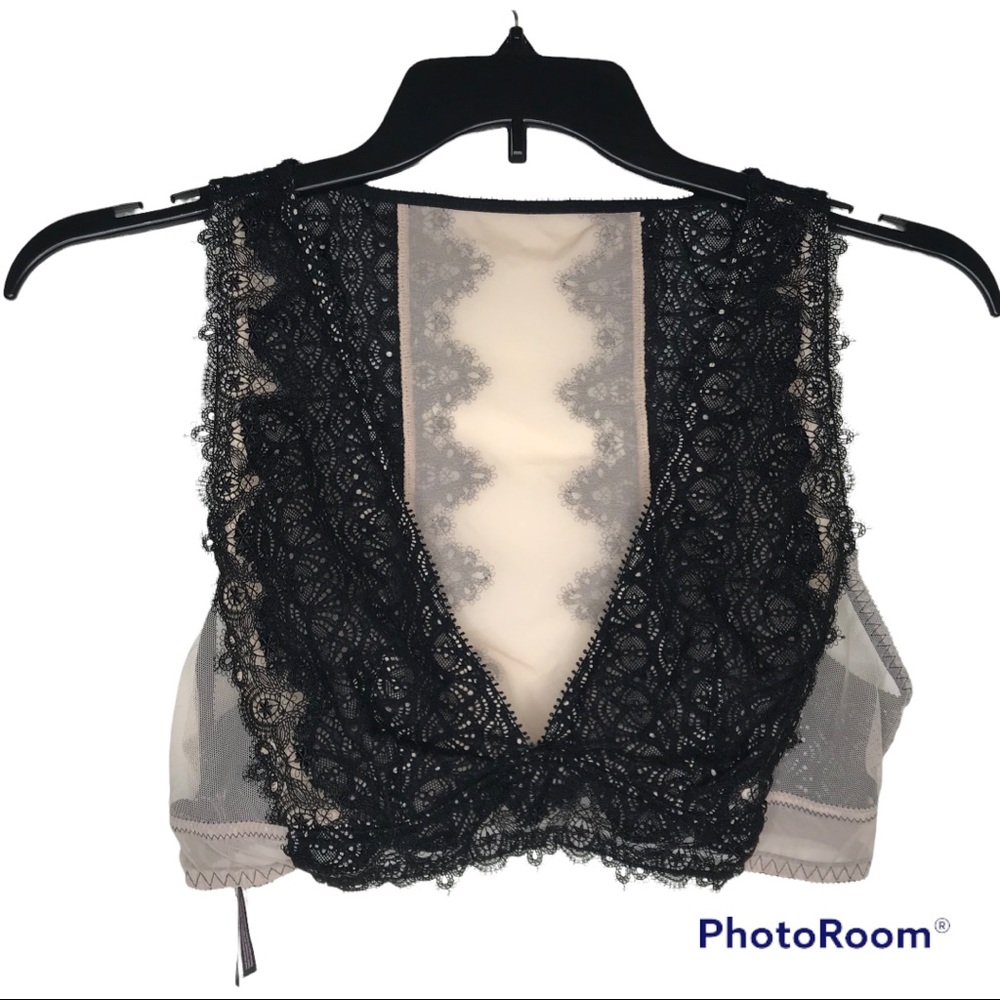 NWT Victoria's Secret Lace Sheer Bralette XL
